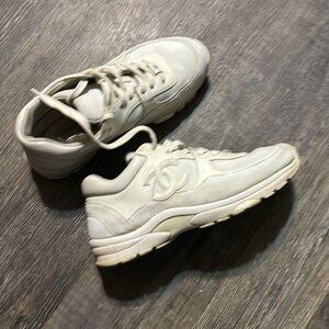 Chanel Sneakers size 38
